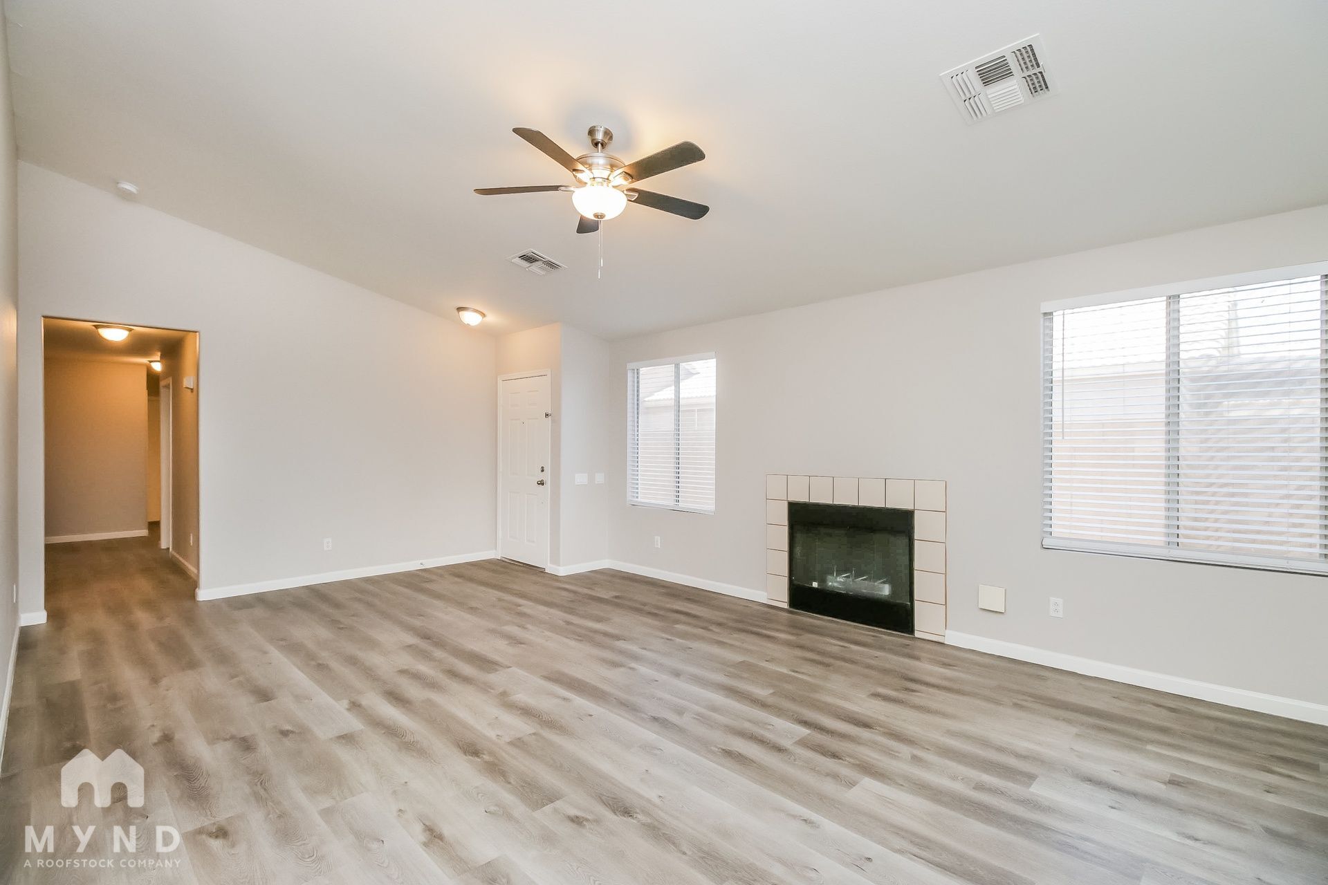 Building Photo - 2027 W 21st Ave