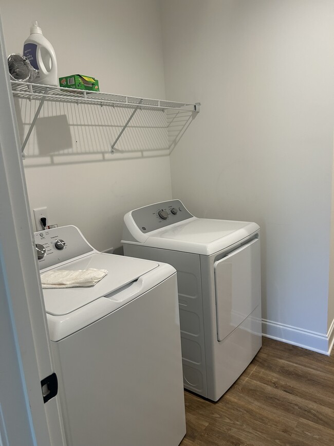 Building Photo - 135 Autumn Ridge