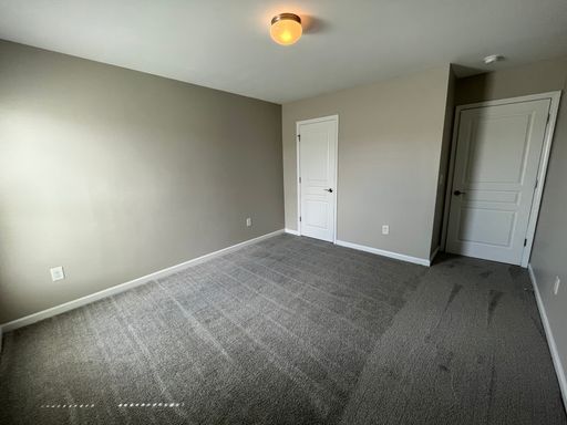 Building Photo - **OFFERING REFUNDABLE APPLICATION FEES** Fantastic 3BD, 2.5BA North Raleigh Townhome with Fenced ...