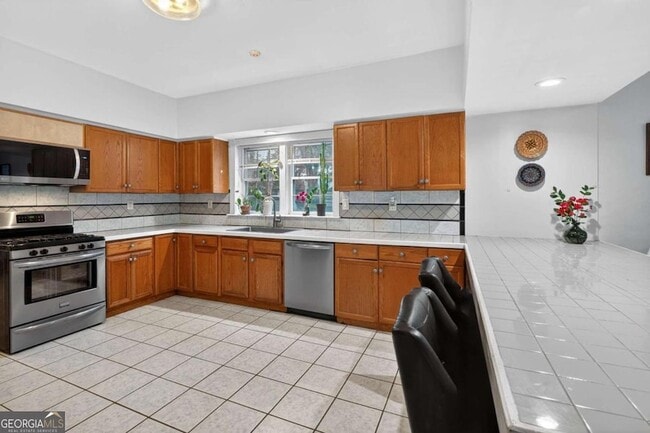 Building Photo - 1411 Glenwood Ave SE