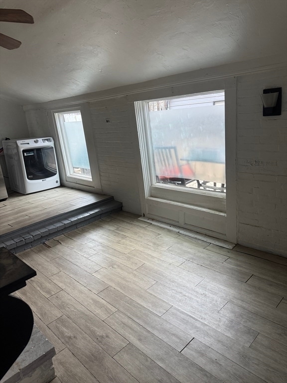 Building Photo - 967 Bedford St