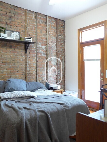 Building Photo - 39 Delle Ave