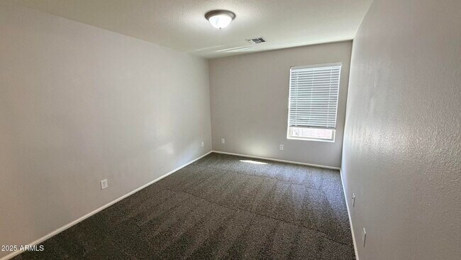 Building Photo - 41919 Chambers Ct