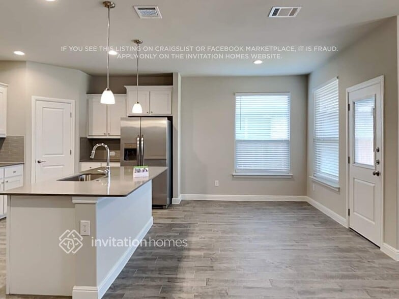 Building Photo - 2348 Waggoner Rnch Dr