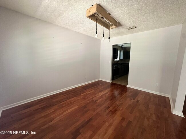 Building Photo - 10373 Birchfield Dr