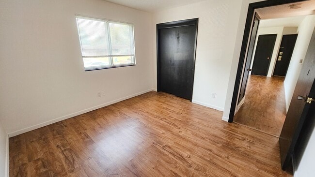 Interior Photo - 1218 SE Belmont Dr