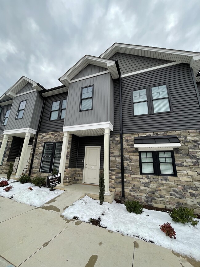 Building Photo - 41 High St