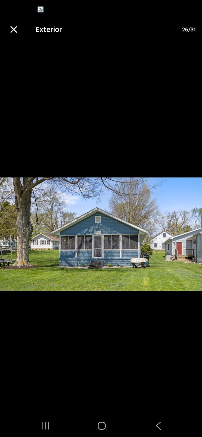 Building Photo - 8385 E Wade Ln