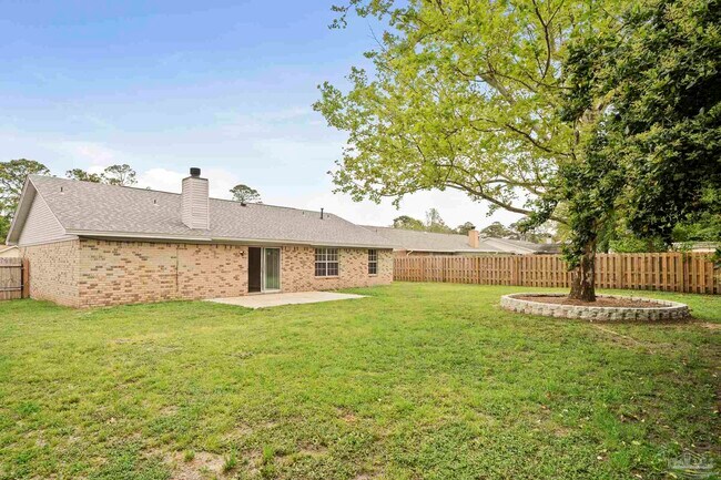 Building Photo - 2029 Coral St