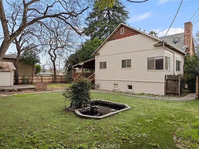 Building Photo - 403 Ash St