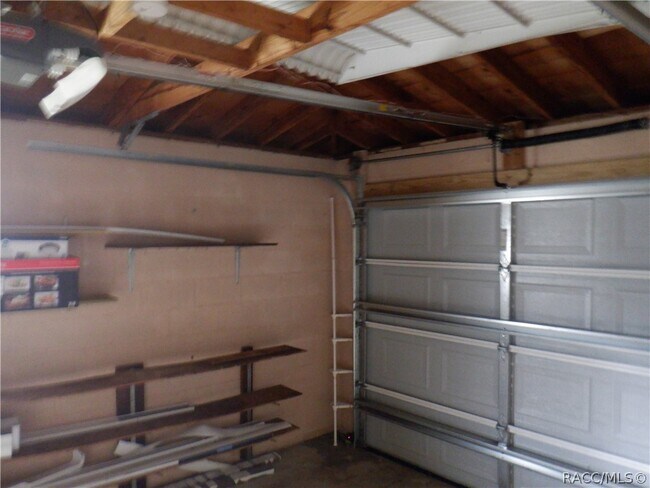 Building Photo - 3415 S Diamond Ave