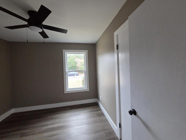 Building Photo - 1502 N 26th St