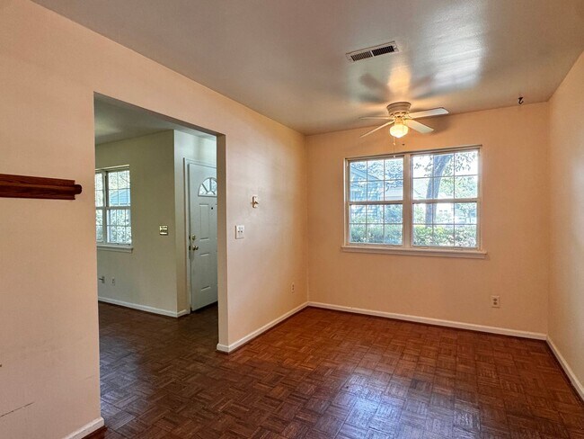 Building Photo - 1176 Rose Arbor Ct