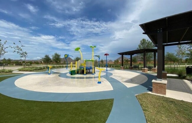 Building Photo - 7011 Winterberry Gln Ln