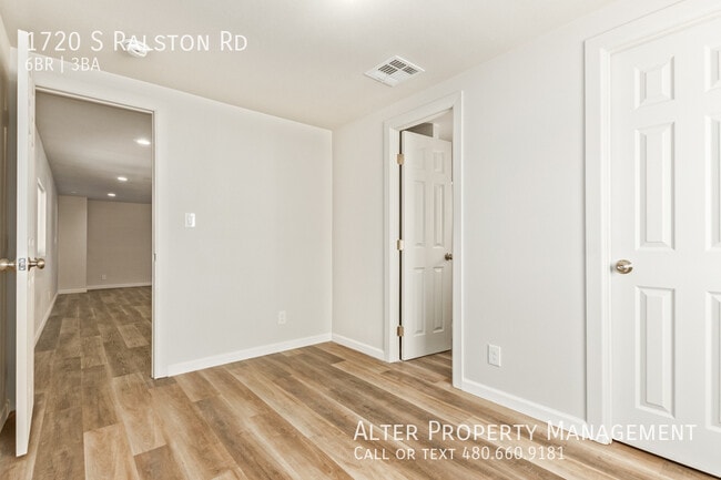 Building Photo - 1720 S Ralston Rd