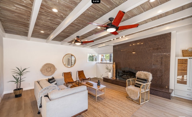 Building Photo - 15 Via Di Roma Walk