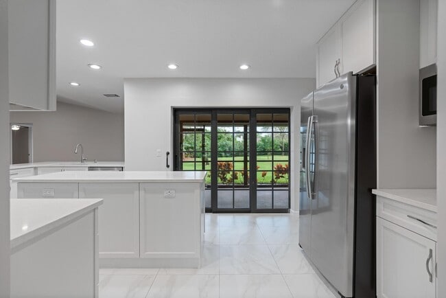 Building Photo - 19075 Talon Way