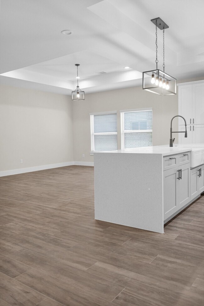 Building Photo - 257 Bentwood Dr