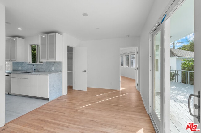 Building Photo - 11619 Francis Pl