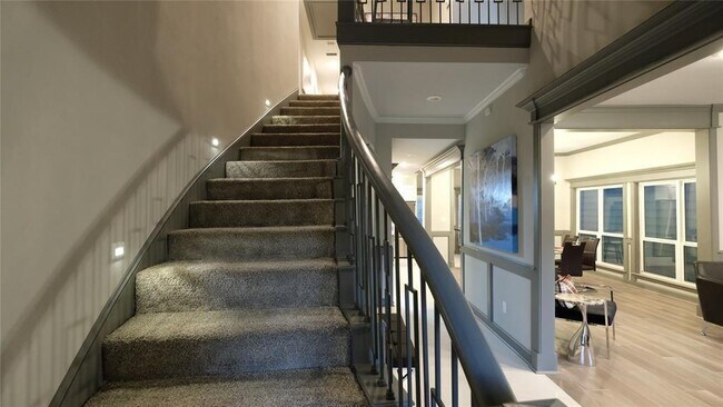 Building Photo - 632 N Eldridge Pkwy