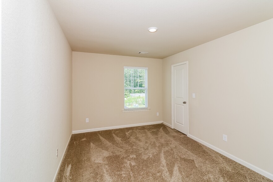 Building Photo - 149 Innis Brk Cir