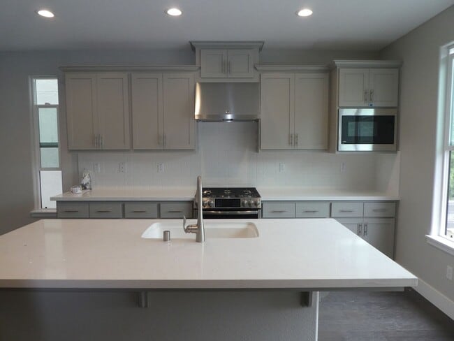Building Photo - 2 bedroom | 2.5 bathrooms | Home in Alkali...