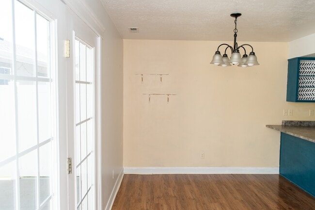Building Photo - 97 Penhurst Pl