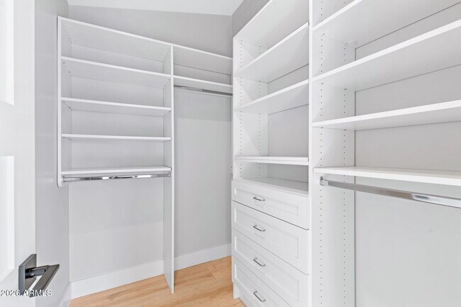 Building Photo - 3842 E San Miguel Ave