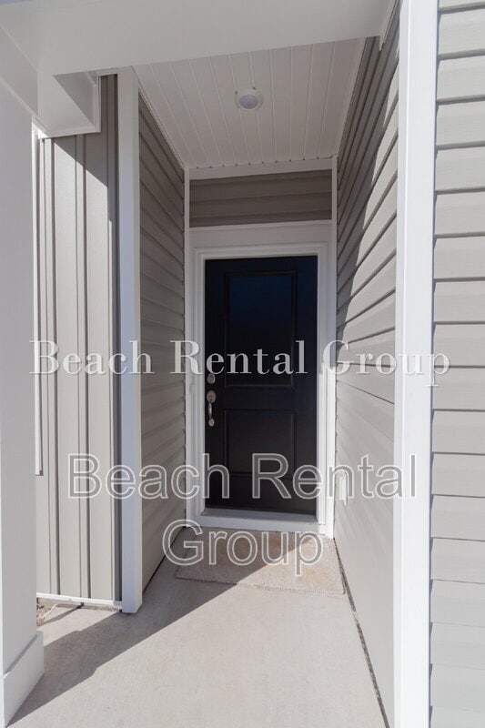 Building Photo - 1375 Speedway St