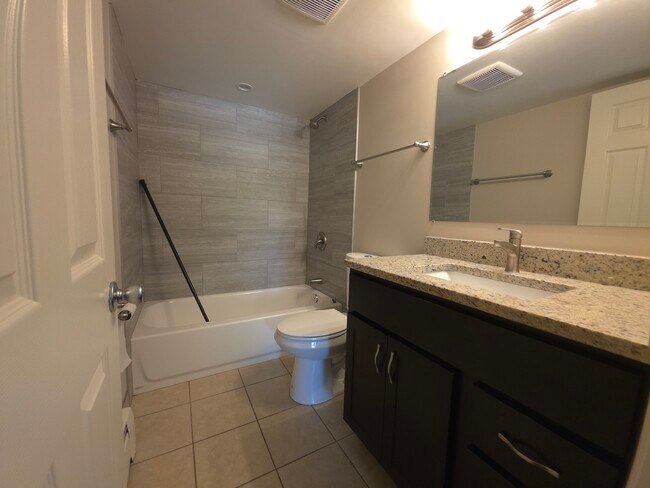 Building Photo - 1675 Kiowa Cir
