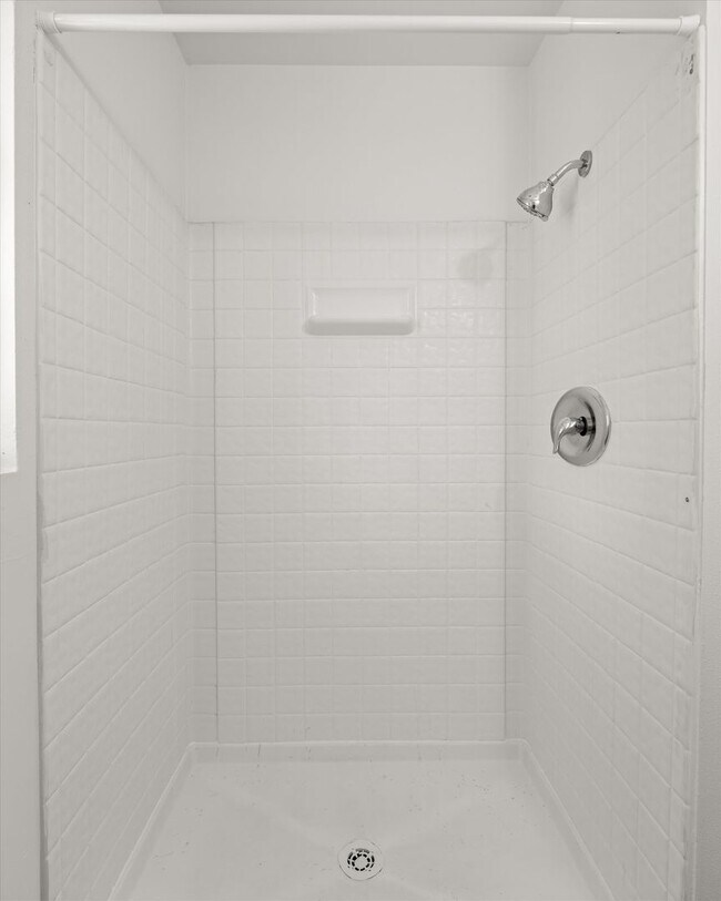 Building Photo - 6685 Sabado Tarde Rd