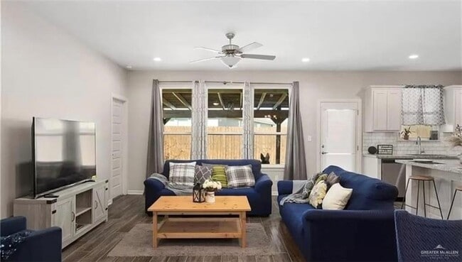 Building Photo - 13 Cascada Bnd Rd