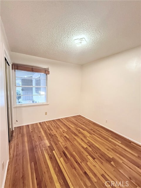 Building Photo - 10731 Freer Ave