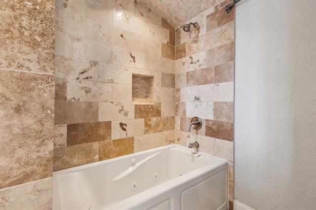Building Photo - 5100 Verde Valley Ln