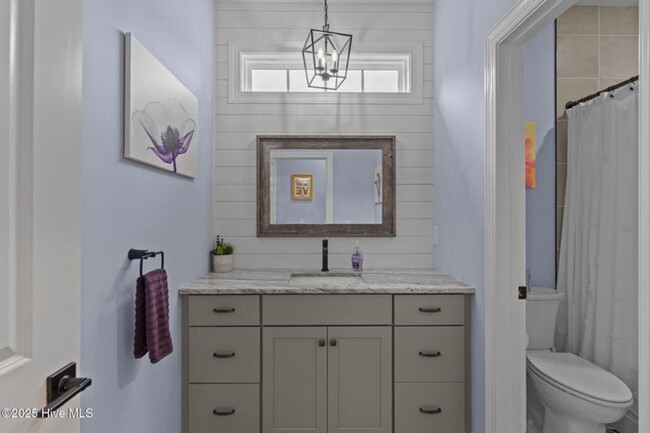 Building Photo - Welcome to this stunning 4-bedroom, 3.5-ba...