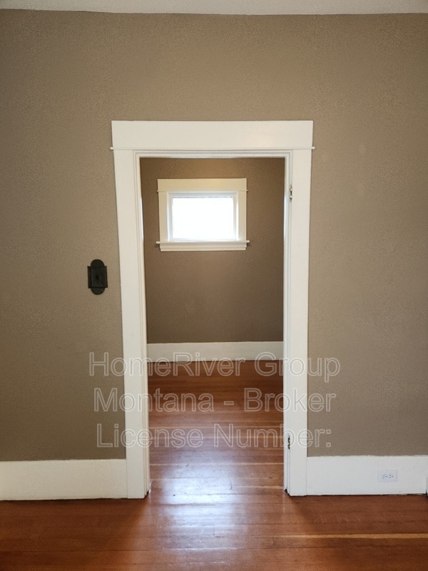 Building Photo - 529 Brooks St