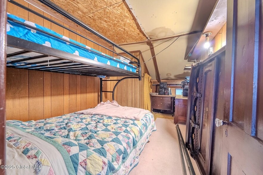 Floor 3, Bedroom 4 - 2 Front St