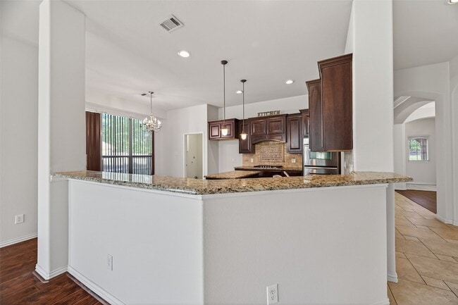 Building Photo - 6726 Hathaway Ln