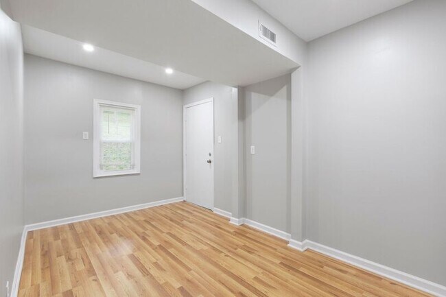 Building Photo - 3 Willow Branch Pl