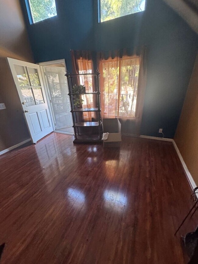 Building Photo - 12572 Fieldstone Ln