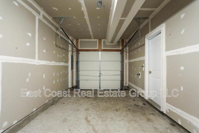 Building Photo - 314 Starkey's Landing