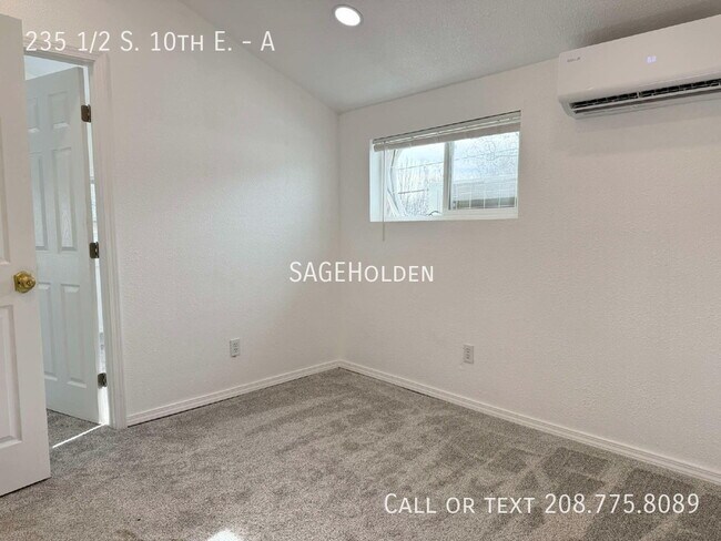Building Photo - 235 1/2 S. 10th E.-A
