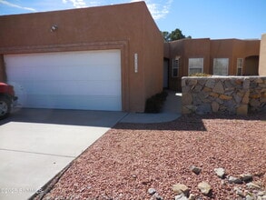 Building Photo - 3219 Eagle Ridge Dr
