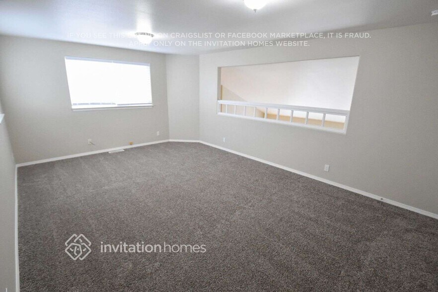 Building Photo - 7103 77th Dr NE