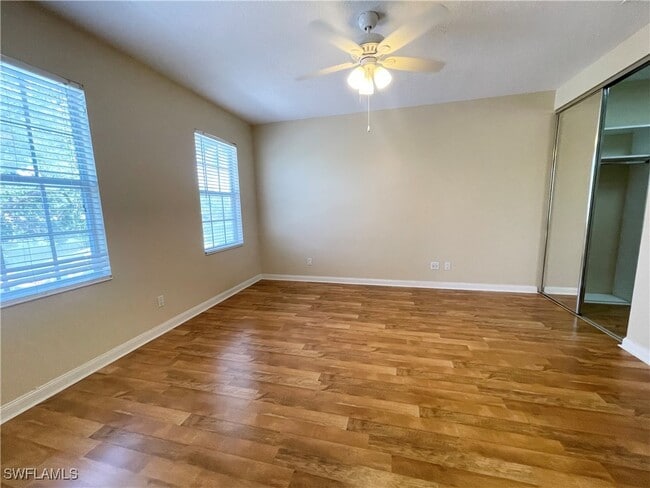 Building Photo - 5325 Cove Cir