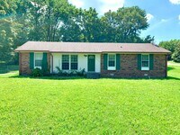 Building Photo - 339 Lake Ct Dr