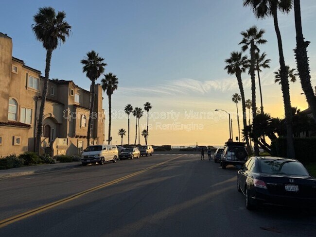 Building Photo - 114 20th St