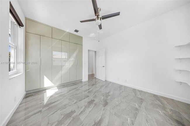 Building Photo - 13264 Lakeside Terrace