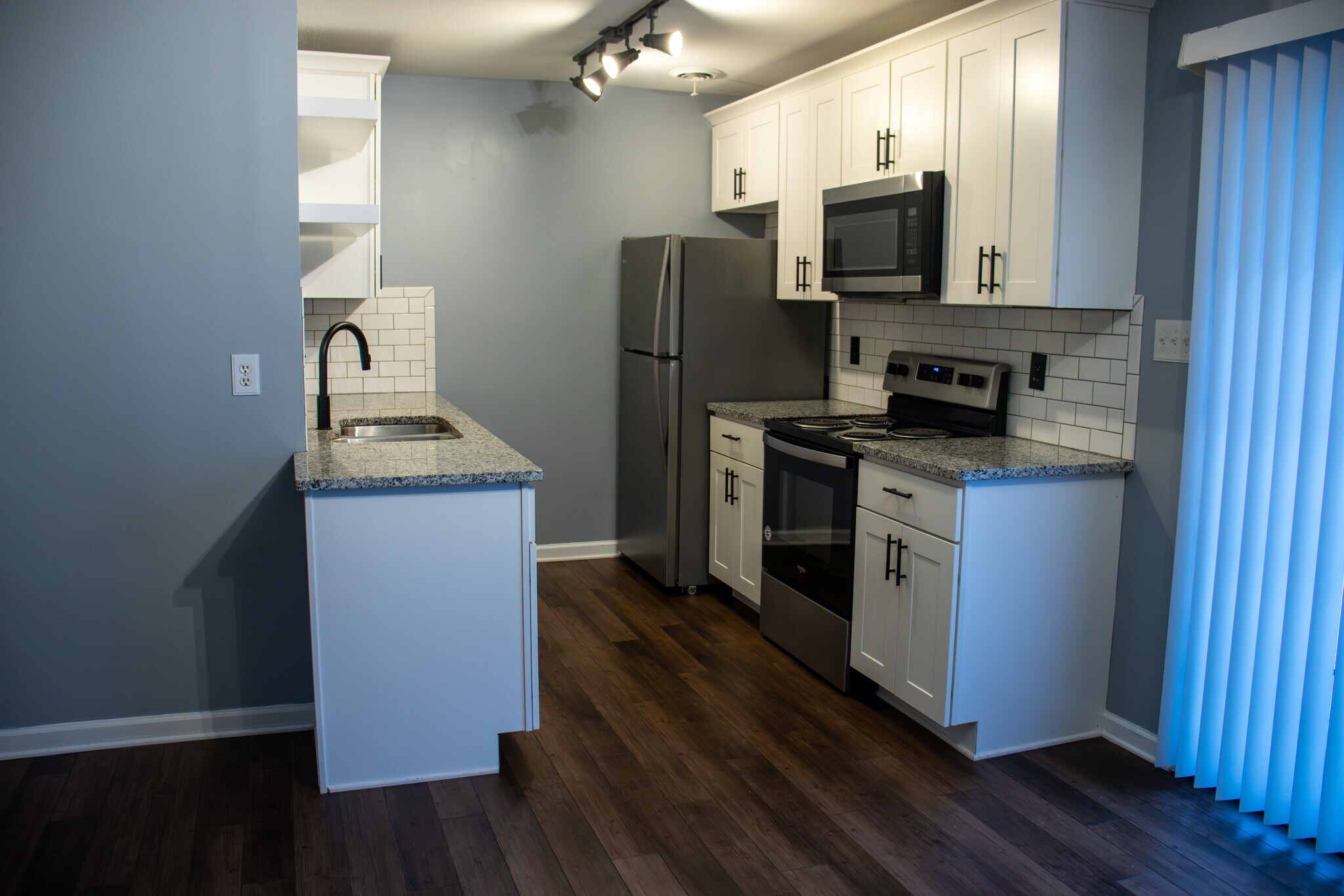 Building Photo - 938 Bradley Bell Dr