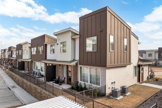 Primary Photo - 5649 Bois D Arc Rd